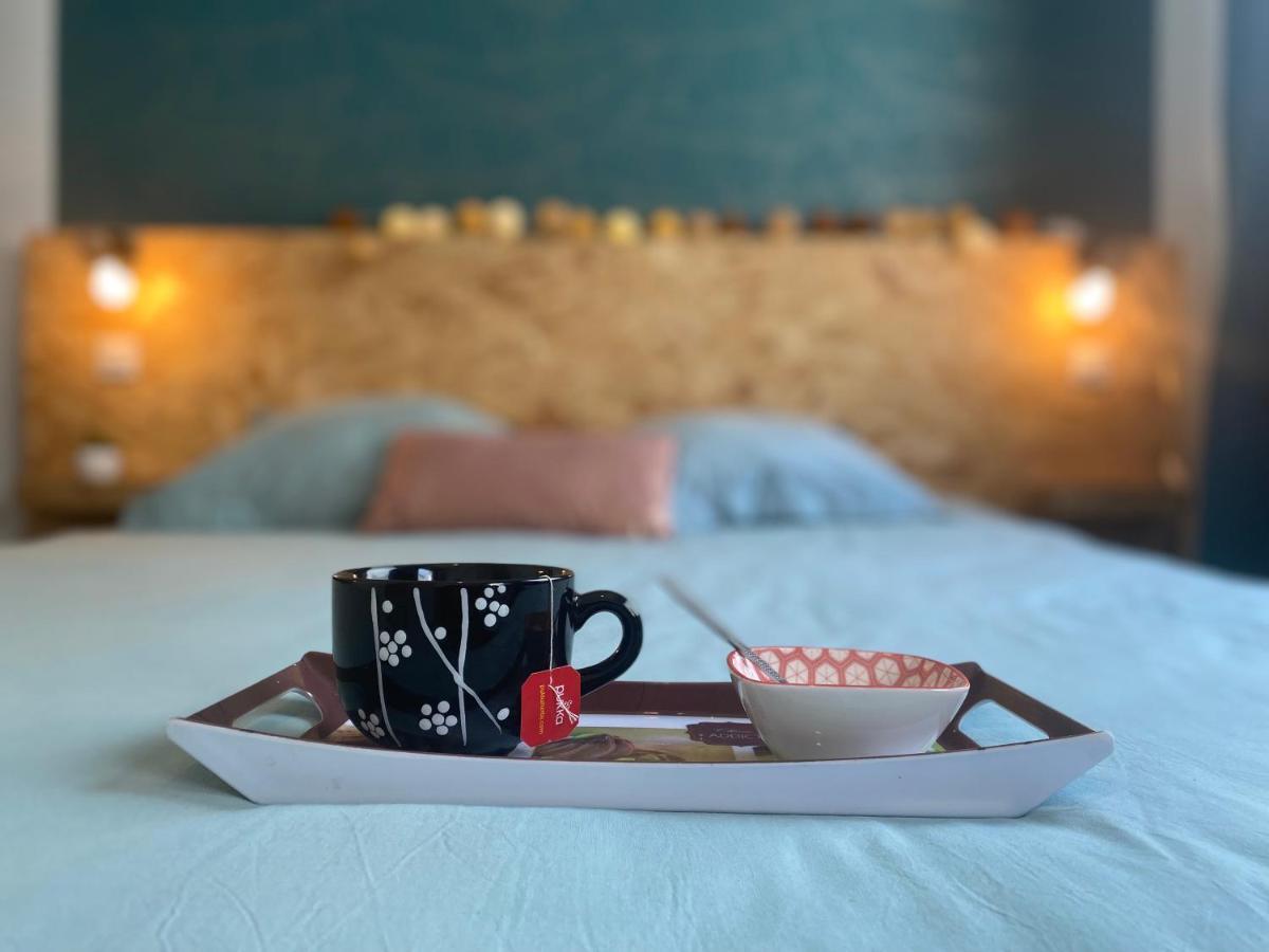 La Maison D'Angelique: Gare-Adjacent Colocation with Fiber & Netflix Niort Exterior photo