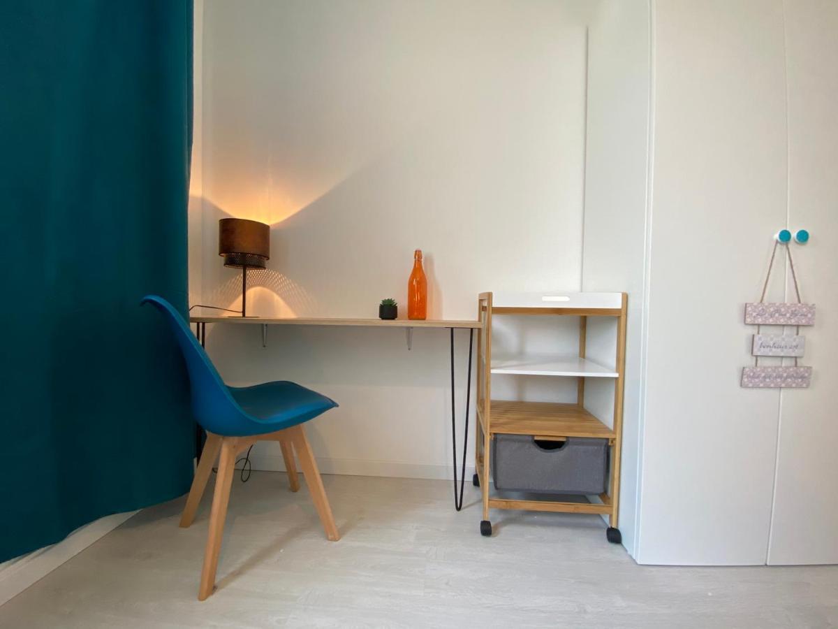 La Maison D'Angelique: Gare-Adjacent Colocation with Fiber & Netflix Niort Exterior photo