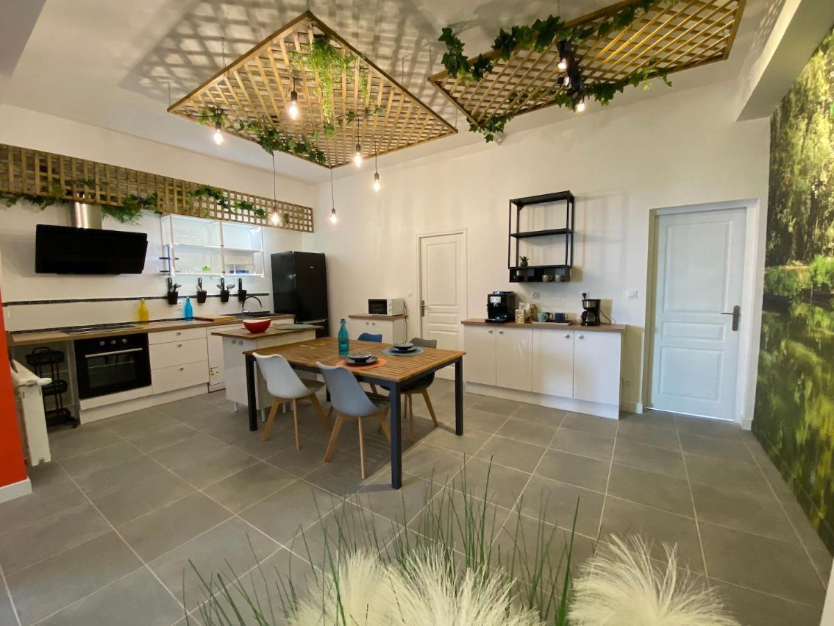 La Maison D'Angelique: Gare-Adjacent Colocation with Fiber & Netflix Niort Exterior photo