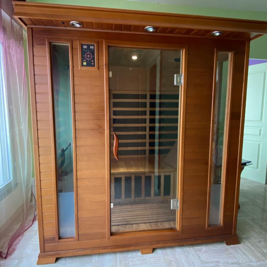 La Maison D'Angelique: Gare-Adjacent Colocation with Fiber & Netflix Niort Exterior photo